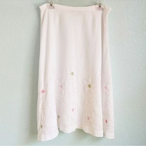EDWARD | White Linen Flower Embroidery Skir